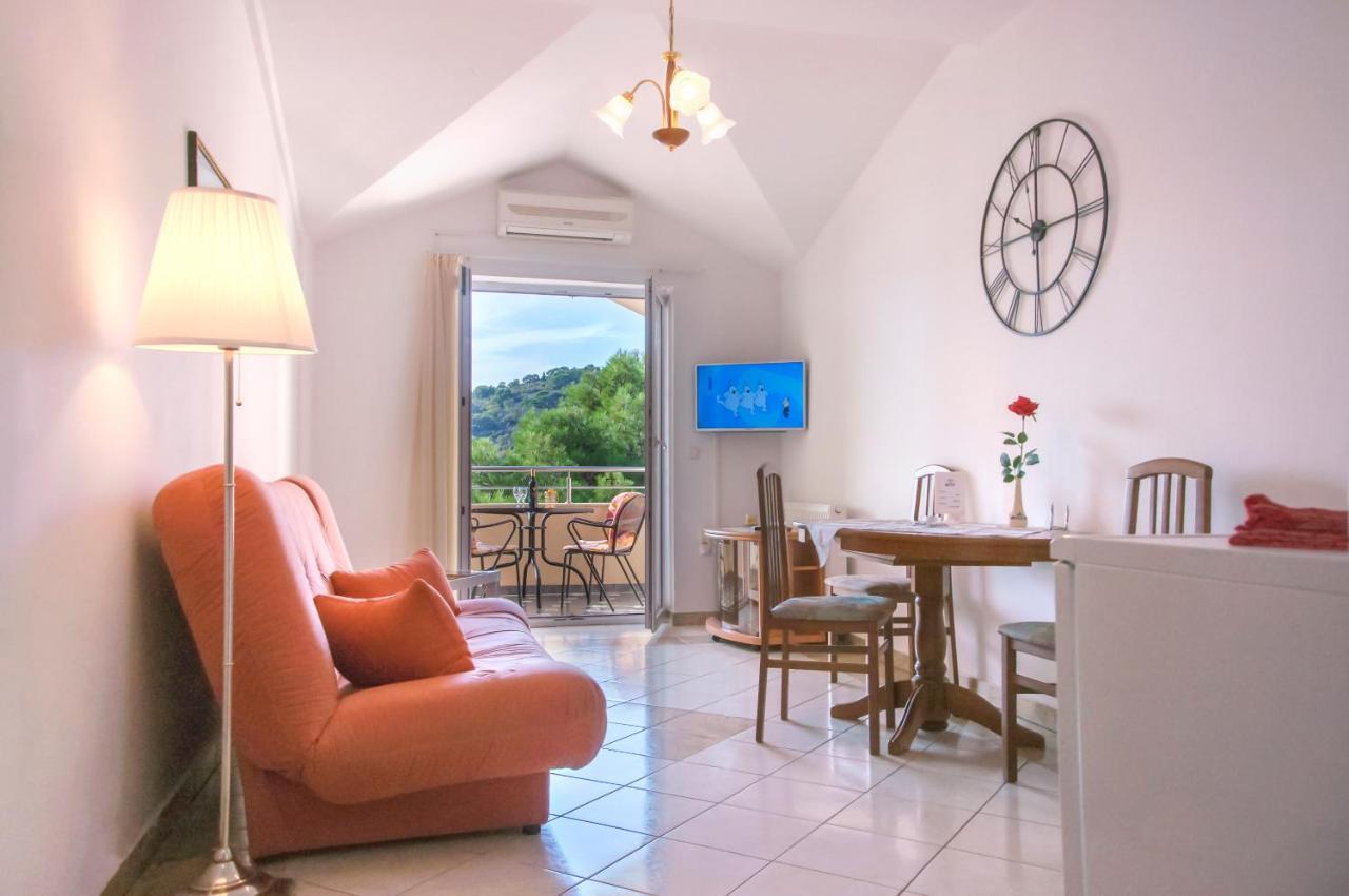 Apartmenthaus Kosirina-Тисно Екстер'єр фото