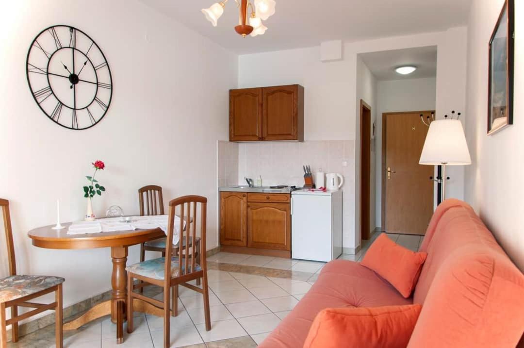 Apartmenthaus Kosirina-Тисно Екстер'єр фото